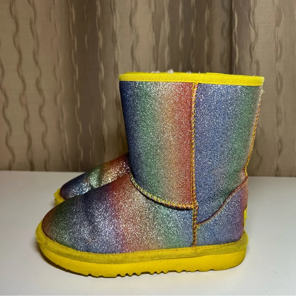 UGG Classic Short II Glitter Rainbow Little Girl's 13 Boots 1130784K